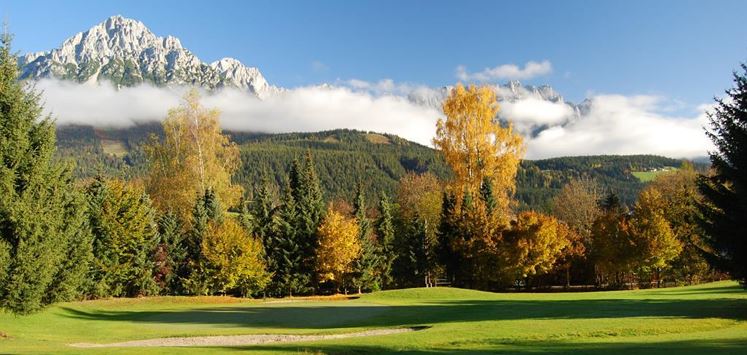 Golfplatz_Herbst_Panorama