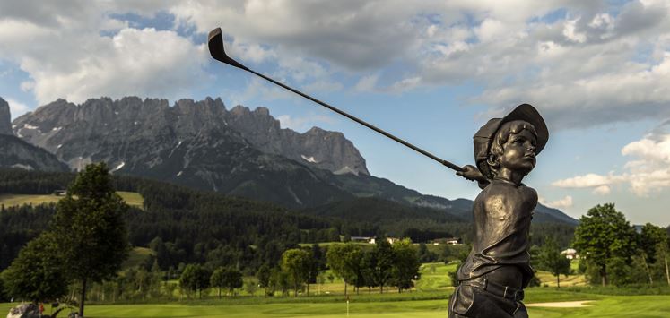 Golfer_Statue