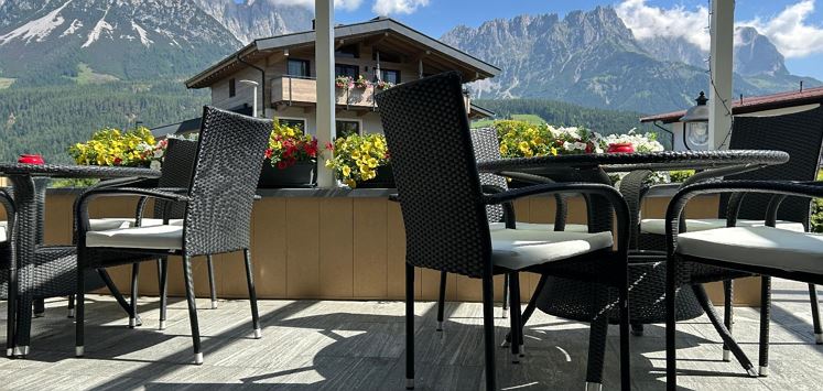 Terrasse mit Blick Relax Bar