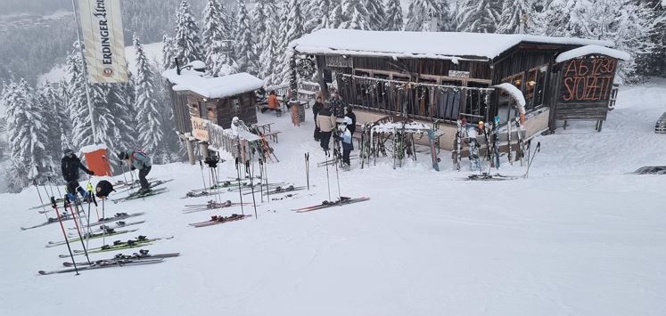 Scheffau_Georgs Stallbar