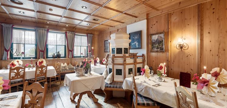 Soell_Hotel_AlpenSchloessl_Restaurant_Stuben