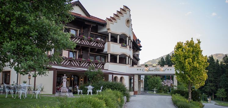 Söll_Hotel_AlpenSchlössl_Sommer_Hohe_Salve